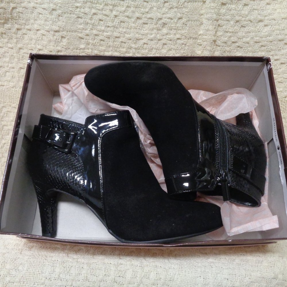 Gorgeous! Black patent reptile plus faux suede 3" heel side zip never worn